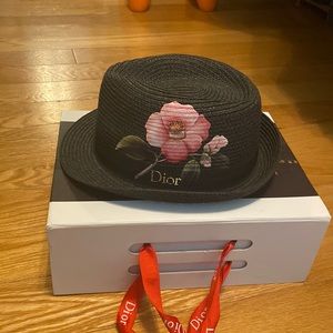 Dior straw hat